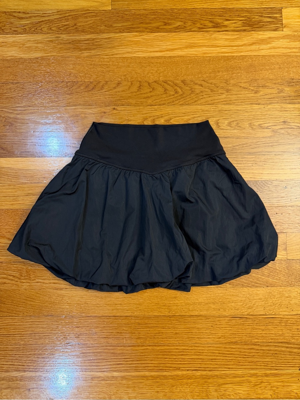 OFFLINE By Aerie Real Me Bubble Hem Skirt with Shorts Black - Size Small